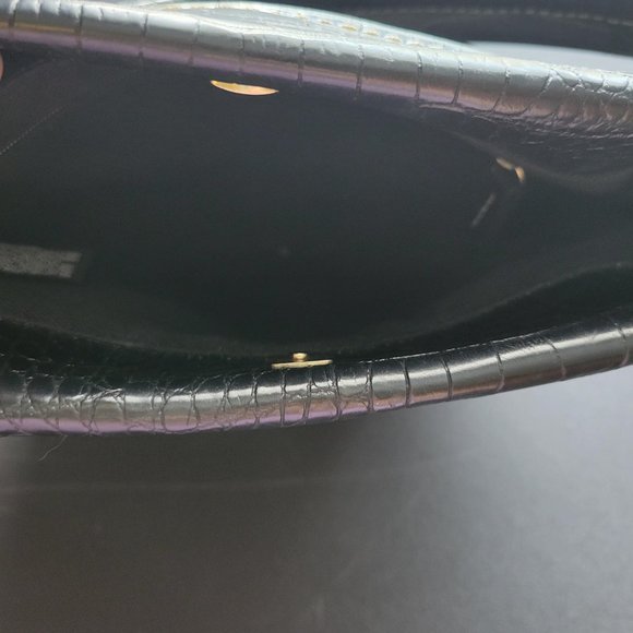 Liz Claiborne Small Black Purse w/ Faux Leather Strap and Accents Button Closure - Picture 4 of 4